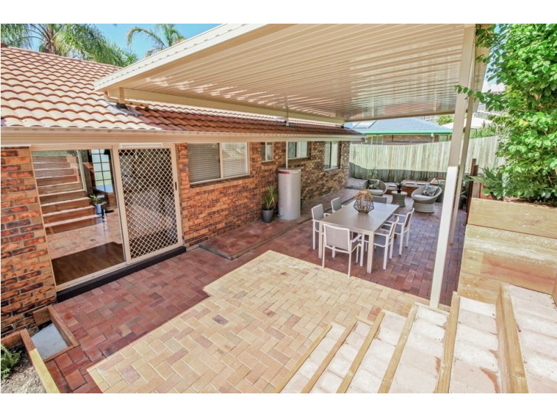 3 Double Bar Court, Arana Hills QLD 4054