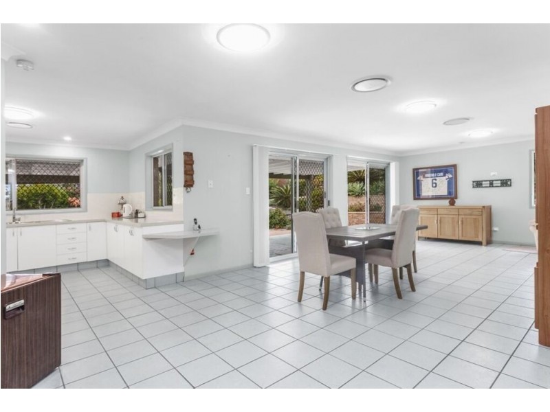 9 Turnberry Crescent, Albany Creek QLD 4035