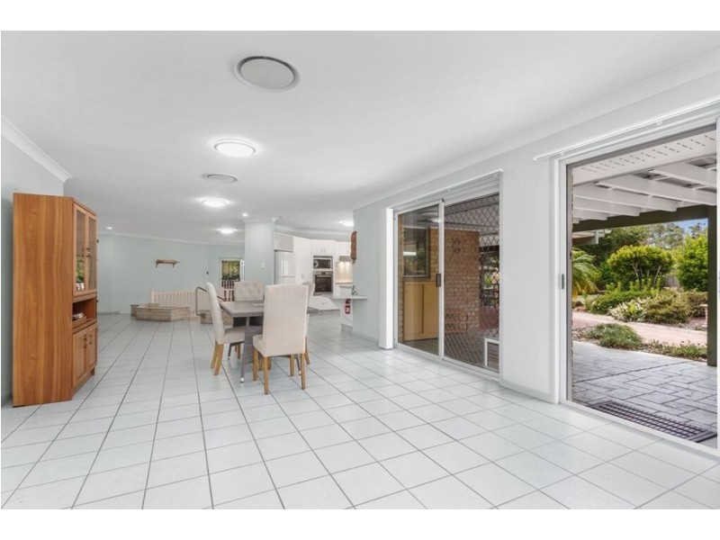 9 Turnberry Crescent, Albany Creek QLD 4035