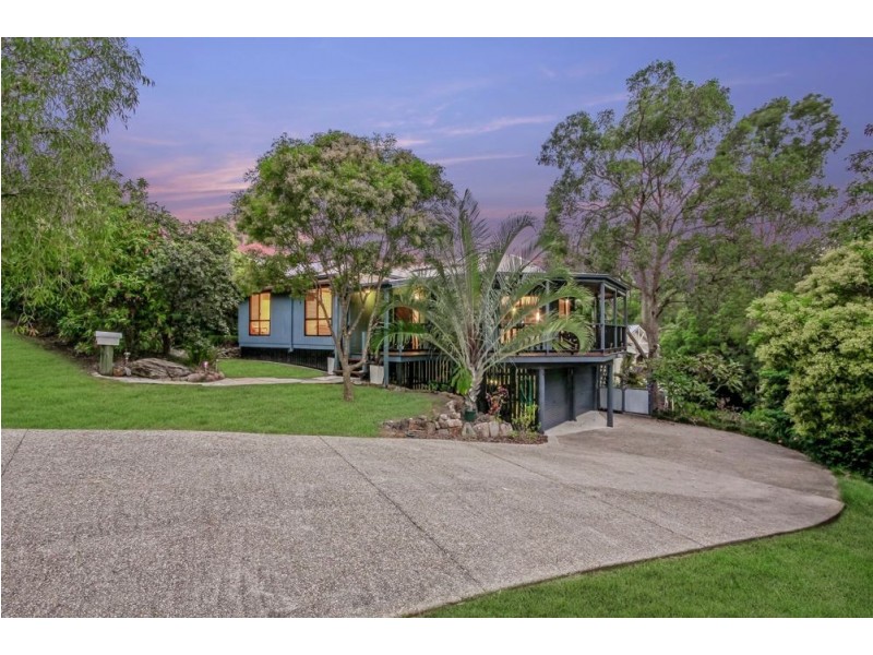 14 Cranwood Court, Ferny Hills QLD 4055