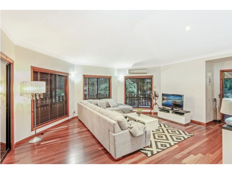 14 Cranwood Court, Ferny Hills QLD 4055