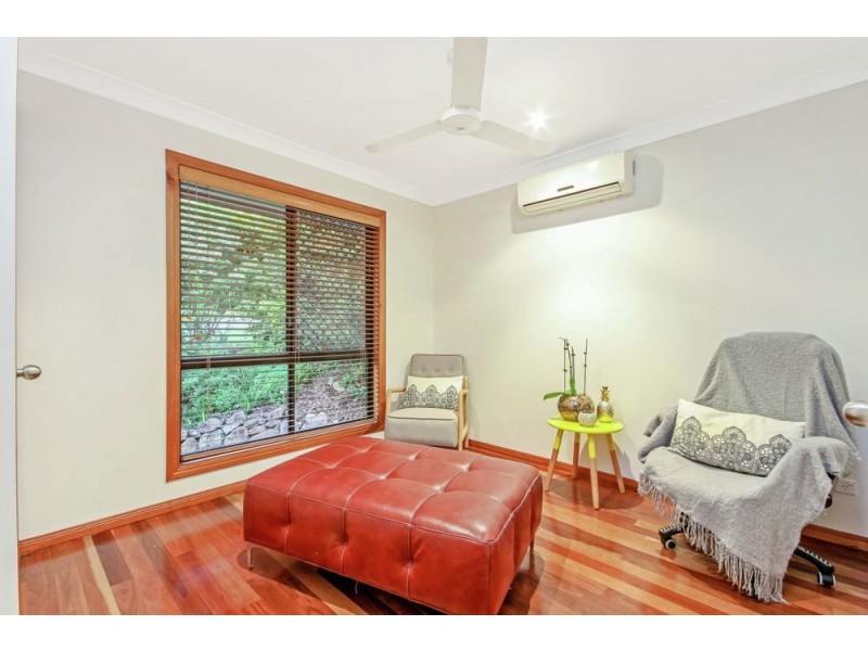 14 Cranwood Court, Ferny Hills QLD 4055