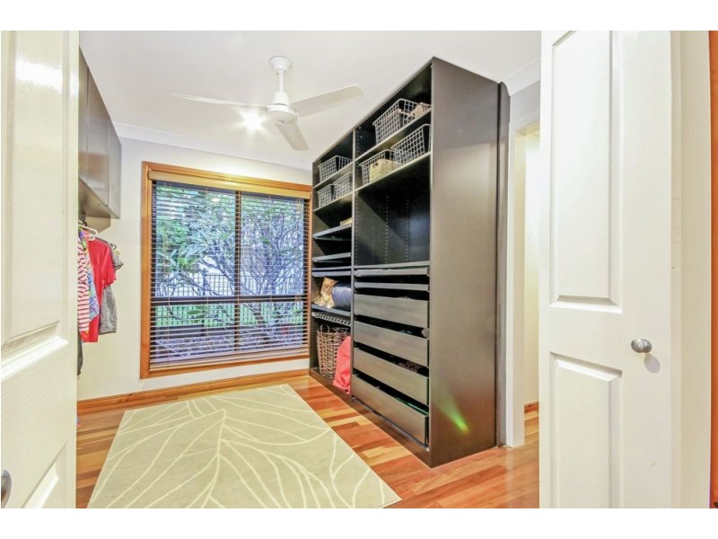 14 Cranwood Court, Ferny Hills QLD 4055