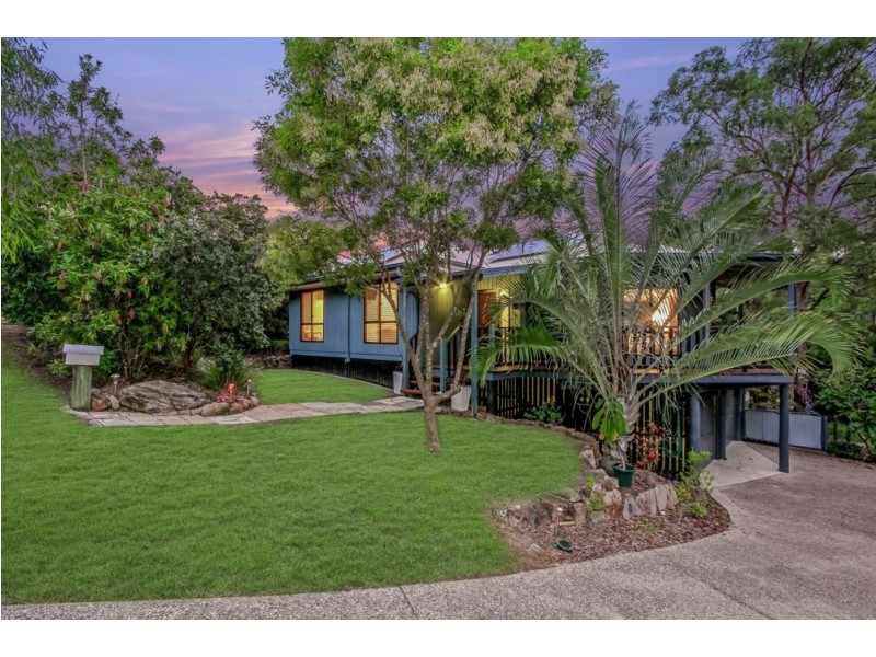 14 Cranwood Court, Ferny Hills QLD 4055