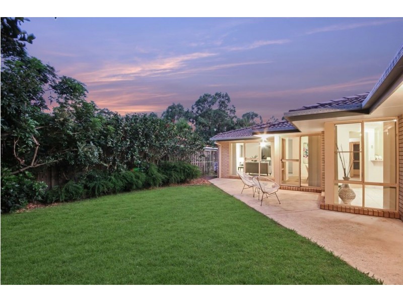 11 Greenock Place, Ferny Grove QLD 4055