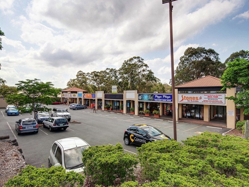 6 Nyora Street, Everton Hills QLD 4053