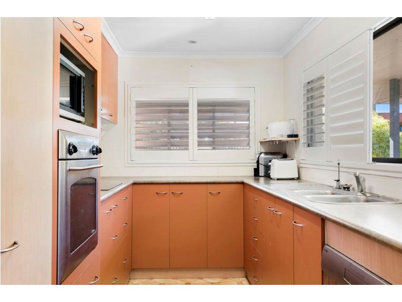 95 Illuta Avenue, Ferny Hills QLD 4055