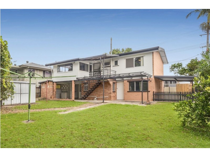 9 Levant Street, Albany Creek QLD 4035