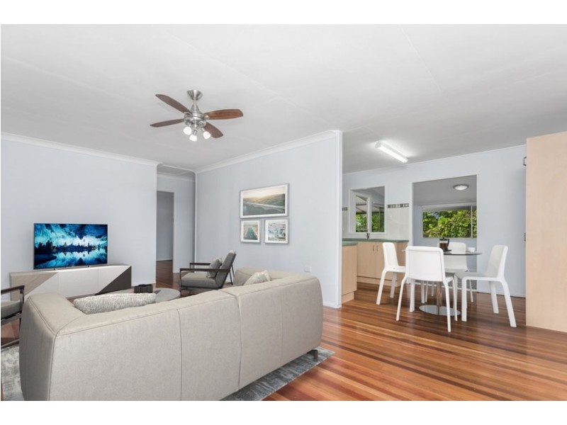 9 Levant Street, Albany Creek QLD 4035