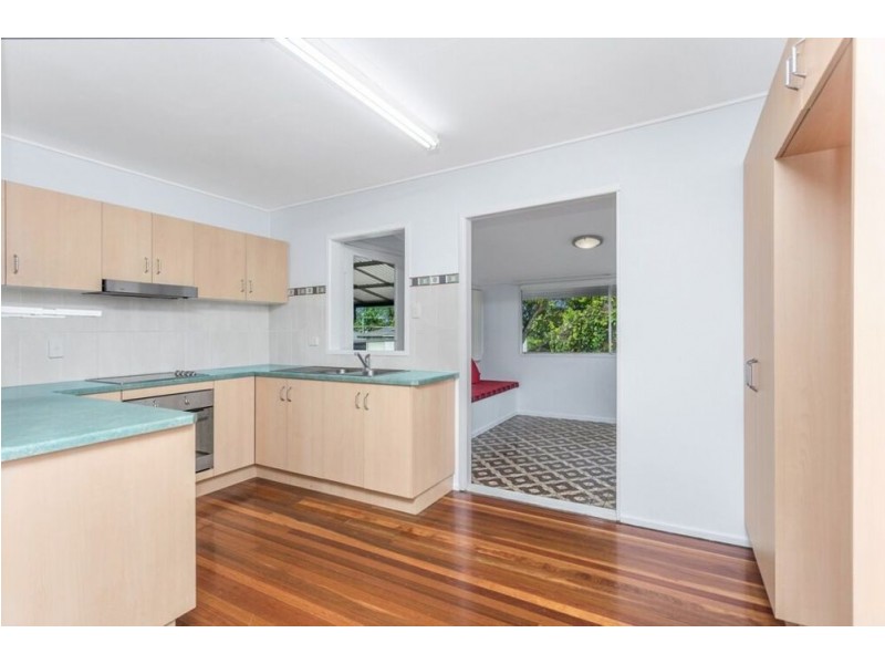 9 Levant Street, Albany Creek QLD 4035