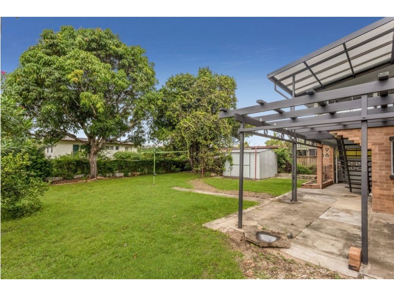 9 Levant Street, Albany Creek QLD 4035