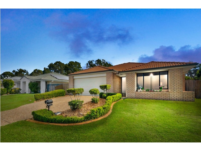 7 Pinewood Street, Wynnum West QLD 4178