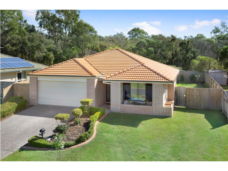 7 Pinewood Street, Wynnum West QLD 4178