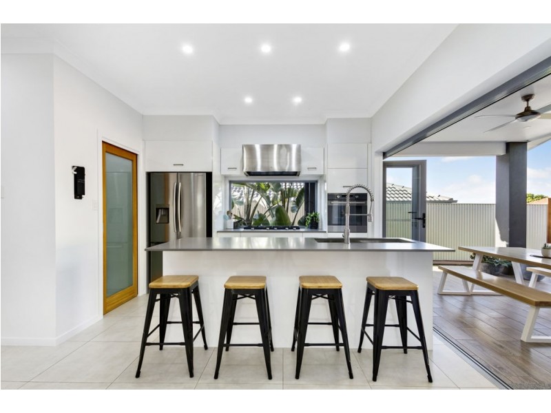 28 De Luchi Street, Carseldine QLD 4034