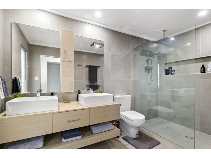 28 De Luchi Street, Carseldine QLD 4034