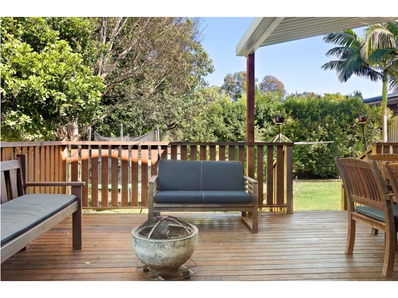 51 Yanderra Avenue, Arana Hills QLD 4054