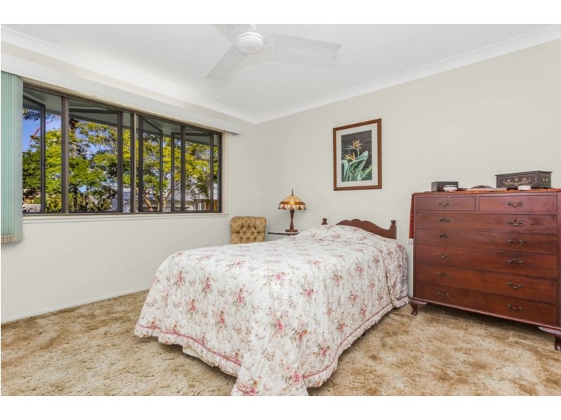 17 Centurion Street, Bridgeman Downs QLD 4035