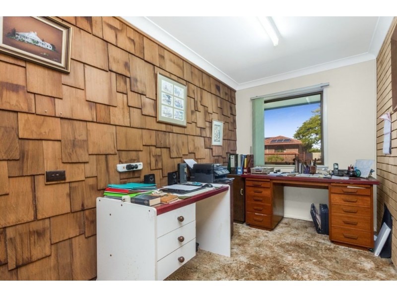 17 Centurion Street, Bridgeman Downs QLD 4035