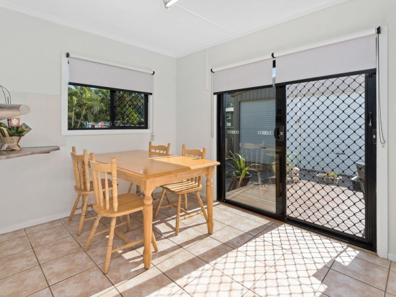 8 Cornucopia Street, Manly West QLD 4179