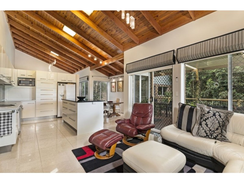 31 Edwards Drive, Albany Creek QLD 4035