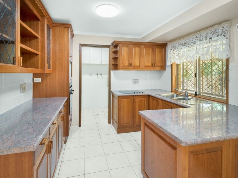 33 Albany Forest Drive, Albany Creek QLD 4035