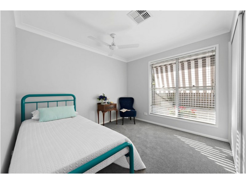 8 Confluence Court, Eatons Hill QLD 4037