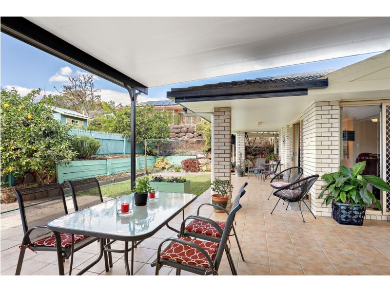 30 Listonia Drive, Albany Creek QLD 4035