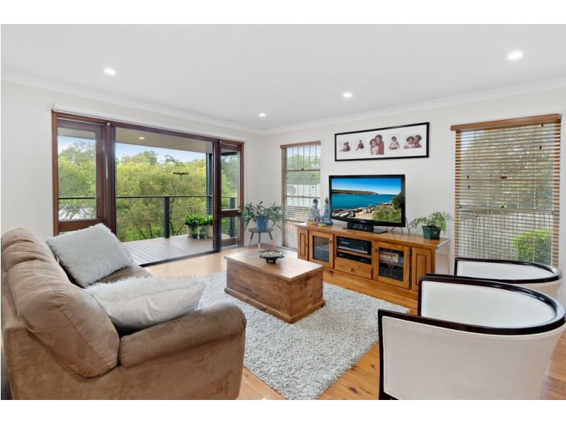 4 Glenwood Place, Ferny Hills QLD 4055