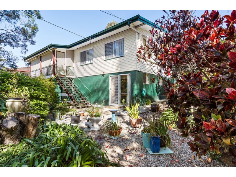 4 Coles Street, Arana Hills QLD 4054