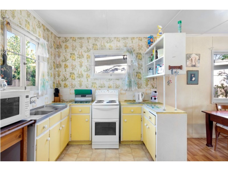 Arana Hills QLD 4054