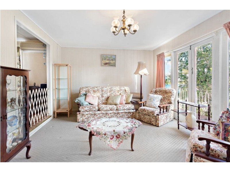 Arana Hills QLD 4054