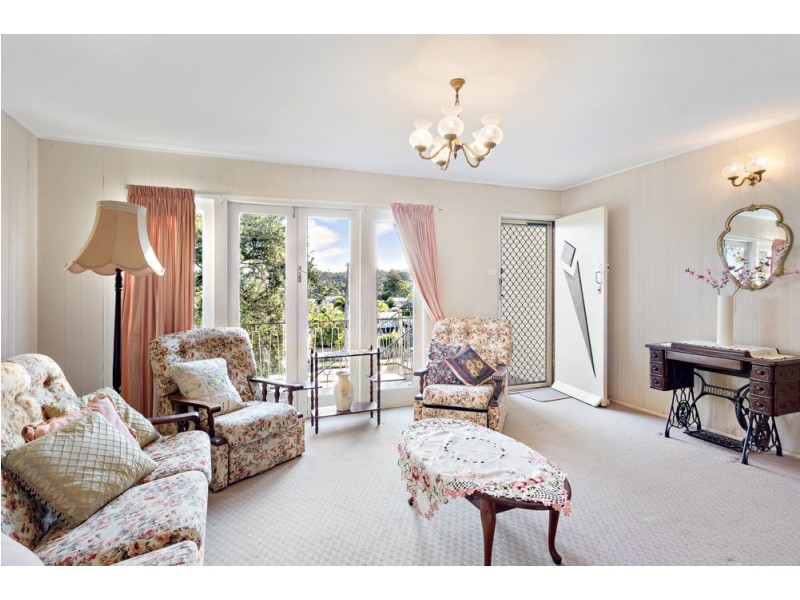 Arana Hills QLD 4054