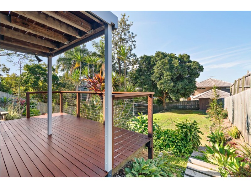 1123 South Pine Road, Arana Hills QLD 4054