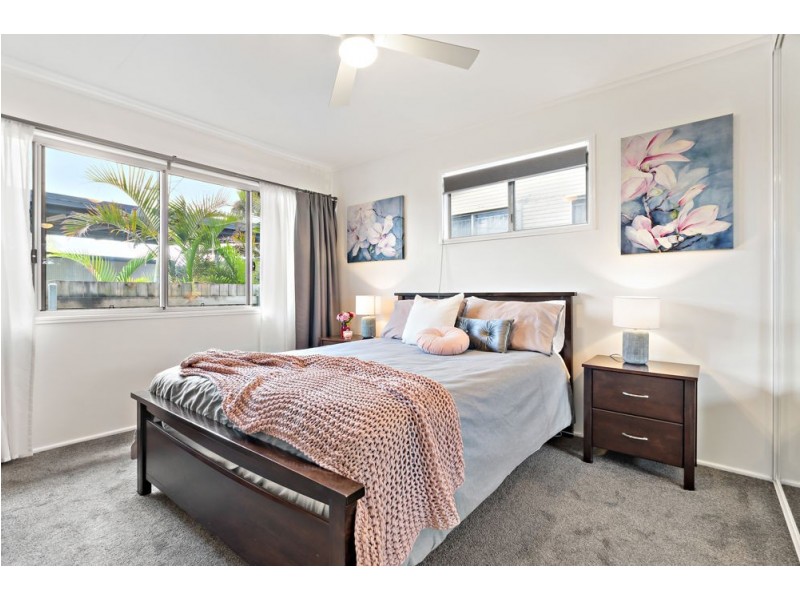 1123 South Pine Road, Arana Hills QLD 4054