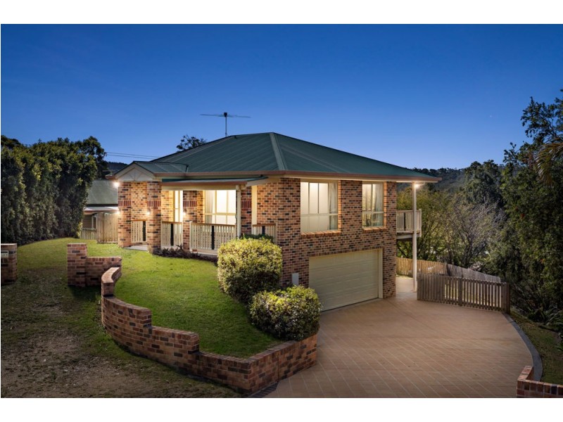 49 Falconglen Place, Ferny Grove QLD 4055