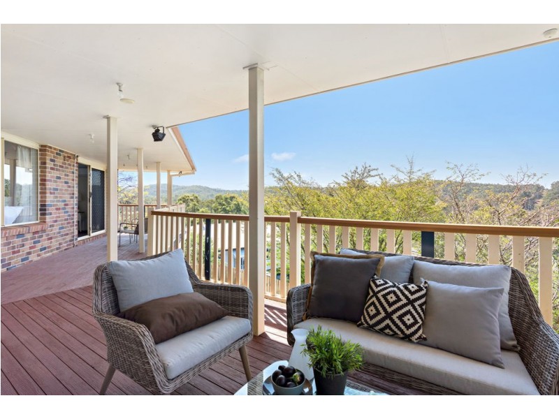 49 Falconglen Place, Ferny Grove QLD 4055