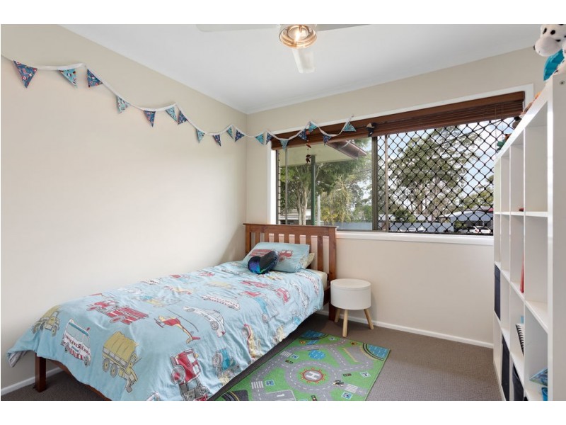 37 Caesar Road, Ferny Hills QLD 4055