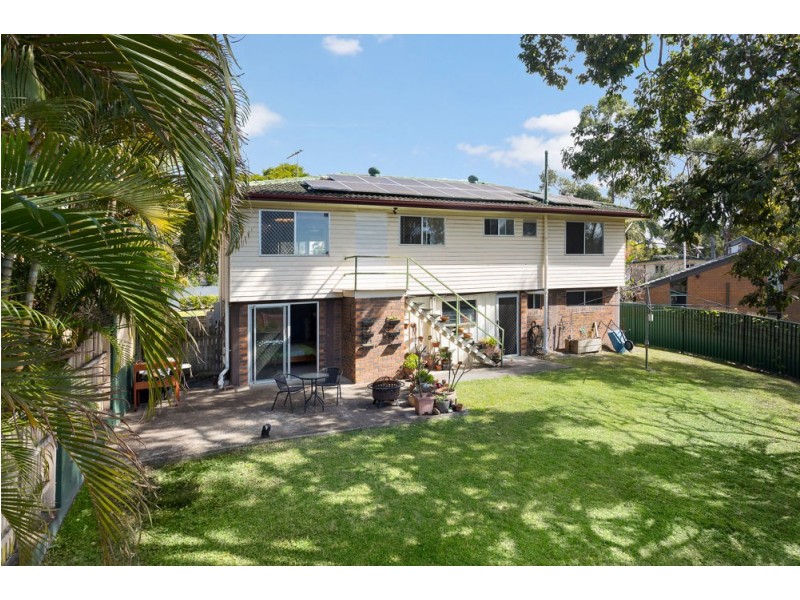 37 Caesar Road, Ferny Hills QLD 4055
