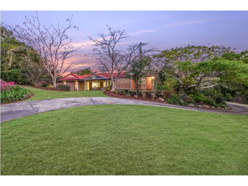 2 Midwood Court, Samford Valley QLD 4520