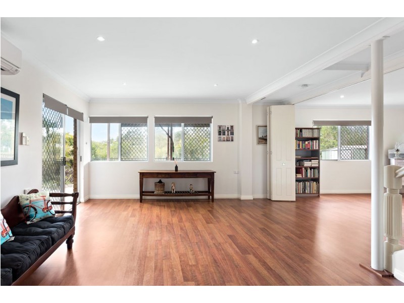 26 Yingally Drive, Arana Hills QLD 4054