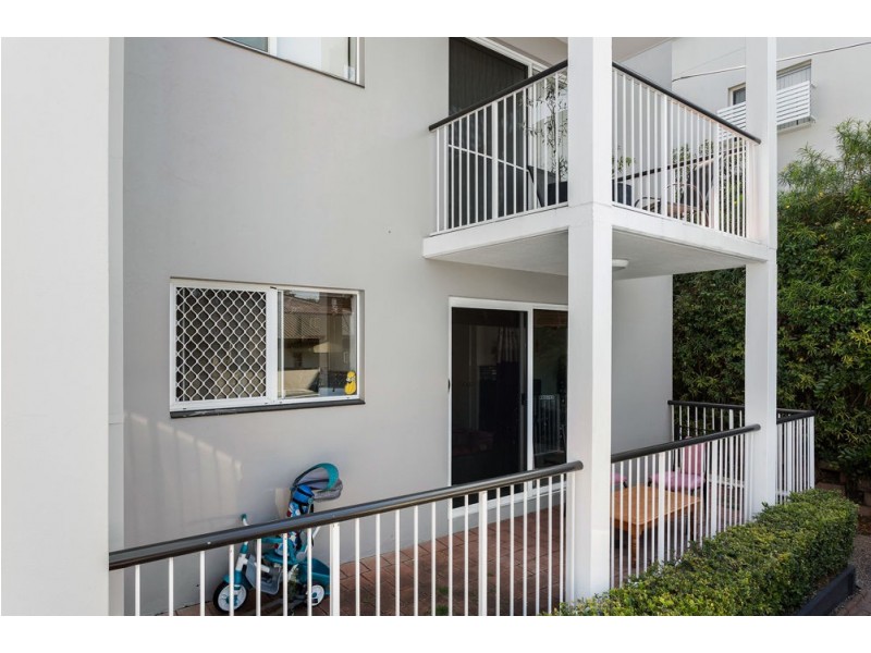 2/656 South Pine Road, Everton Park QLD 4053