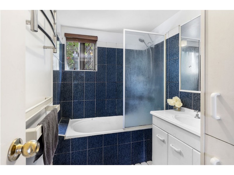 2/656 South Pine Road, Everton Park QLD 4053