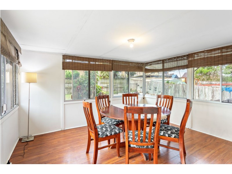 10 Crosby Avenue, Arana Hills QLD 4054