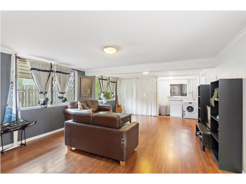 10 Crosby Avenue, Arana Hills QLD 4054