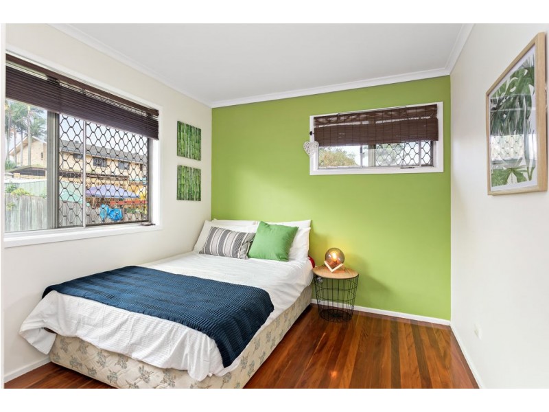 10 Crosby Avenue, Arana Hills QLD 4054