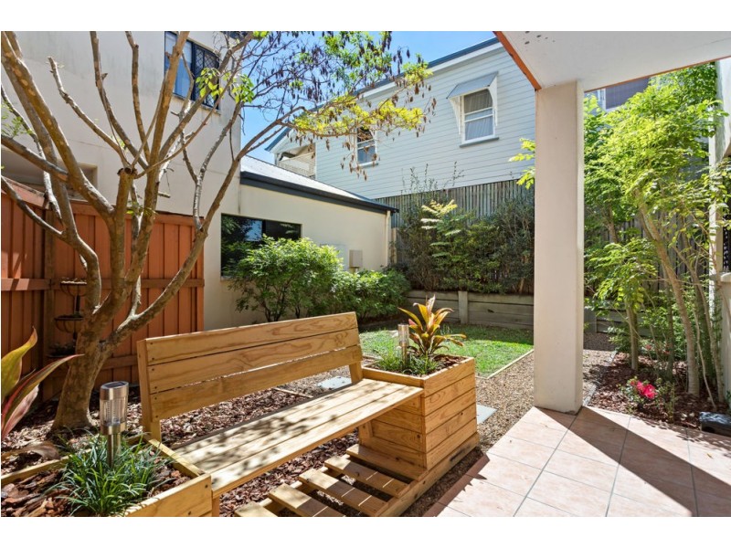 1/14 Broughton Road, Kedron QLD 4031