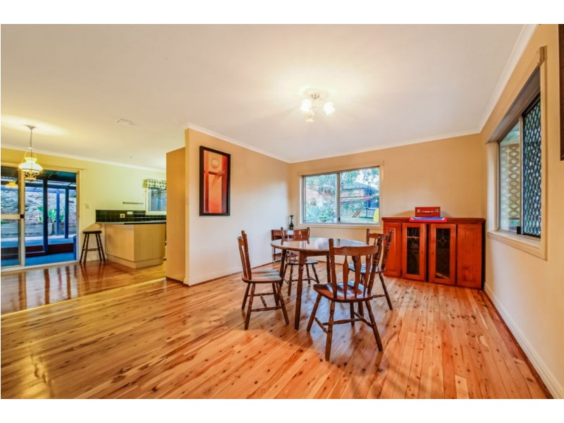 14 Tarcoola Avenue, Ferny Hills QLD 4055