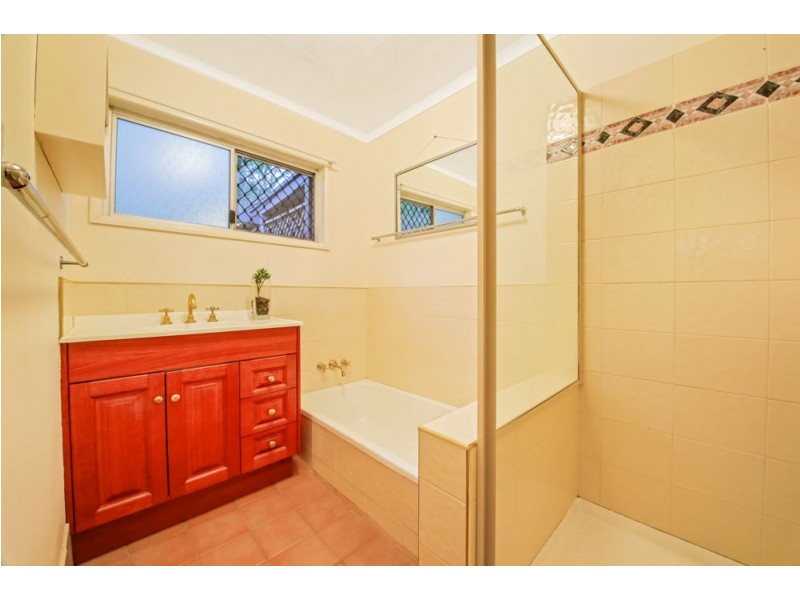 14 Tarcoola Avenue, Ferny Hills QLD 4055