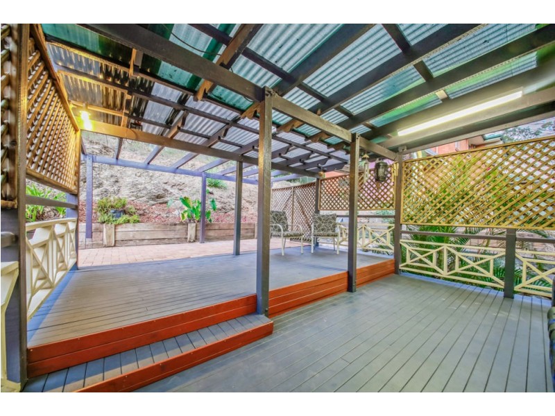 14 Tarcoola Avenue, Ferny Hills QLD 4055