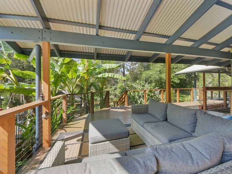 8 Narrien Court, Samford Village QLD 4520